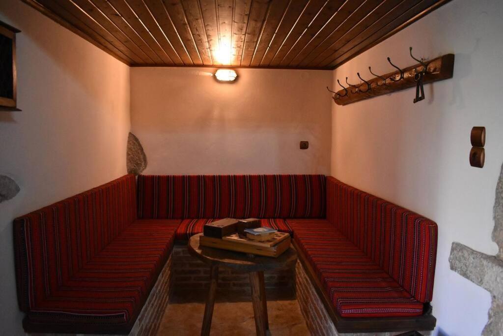 Traditional Villa With Pool In Sfakia Imbros المظهر الخارجي الصورة